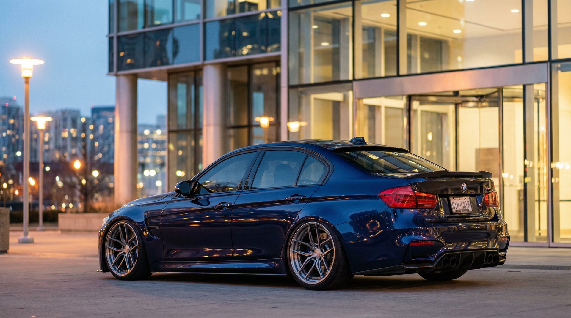 香蕉视频轿车改装视频